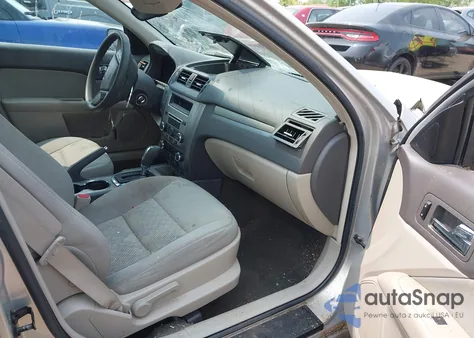 2010 Ford Fusion Se z USA, uszkodzony, nr VIN 3FAHP0HA4AR341971